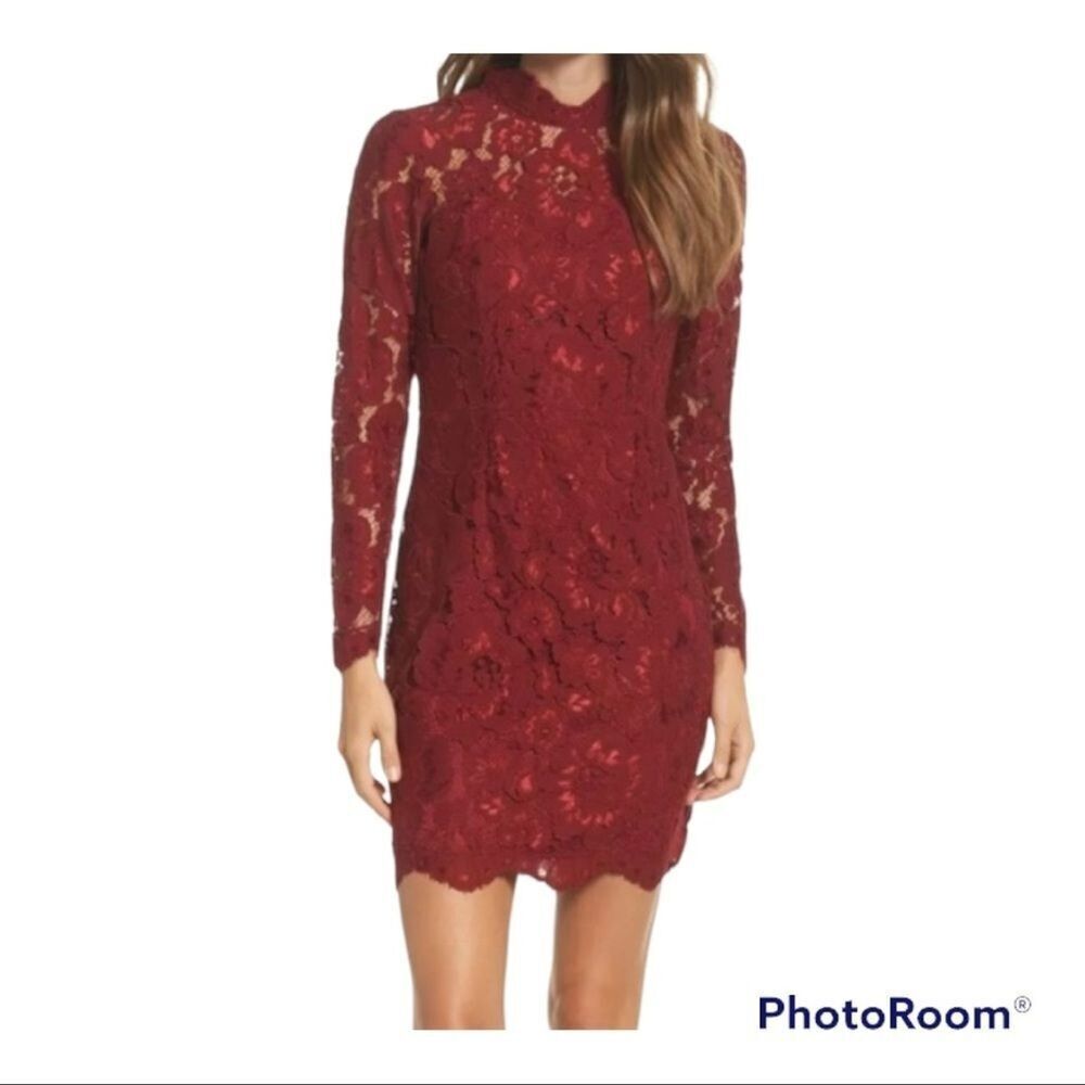 Betsey Johnson Red Floral Lace Bodycon Dress Size 12 NWT